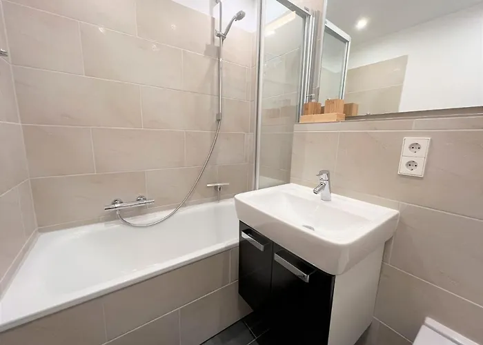 Panoramic App B10-7 *